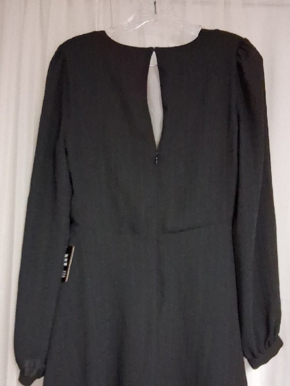Express Black Long-Sleeve V-Neck Dress Open Back - Picture 7 of 8